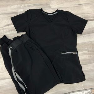 LIFE THREADS SCRUBS